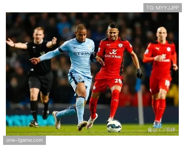莱斯特城主场迎战曼城，关键三分争夺战引关注