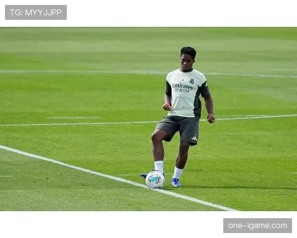 恩德里克在关键比赛中的出色表现助力球队取得胜利，状态备受关注