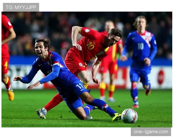 阿斯顿维拉俱乐部最新发声:回应近期争议与球队动向 阿斯顿维拉俱乐部最新发声:回应近期争议与球队动向