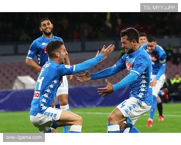 那不勒斯冠军赛季后进入重建期，阵容调整与战术磨合面临阶段性考验