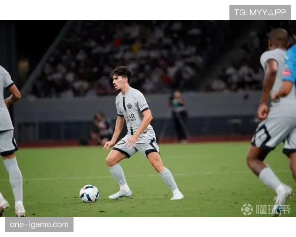 维蒂尼亚高频触球低失误的中场稳定作用解析 维蒂尼亚高频触球低失误的中场稳定作用解析