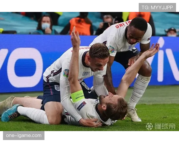 被罚下球员为何还能重返赛场?重新入场许可规则详解 被罚下球员为何还能重返赛场?重新入场许可规则详解